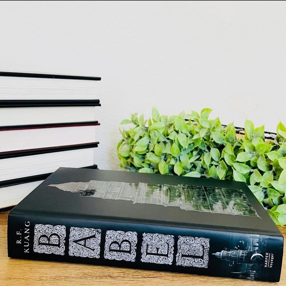 Illumicrate Exclusive Signed Edition Babel by R. F. Kuang - Picture 7 of 10